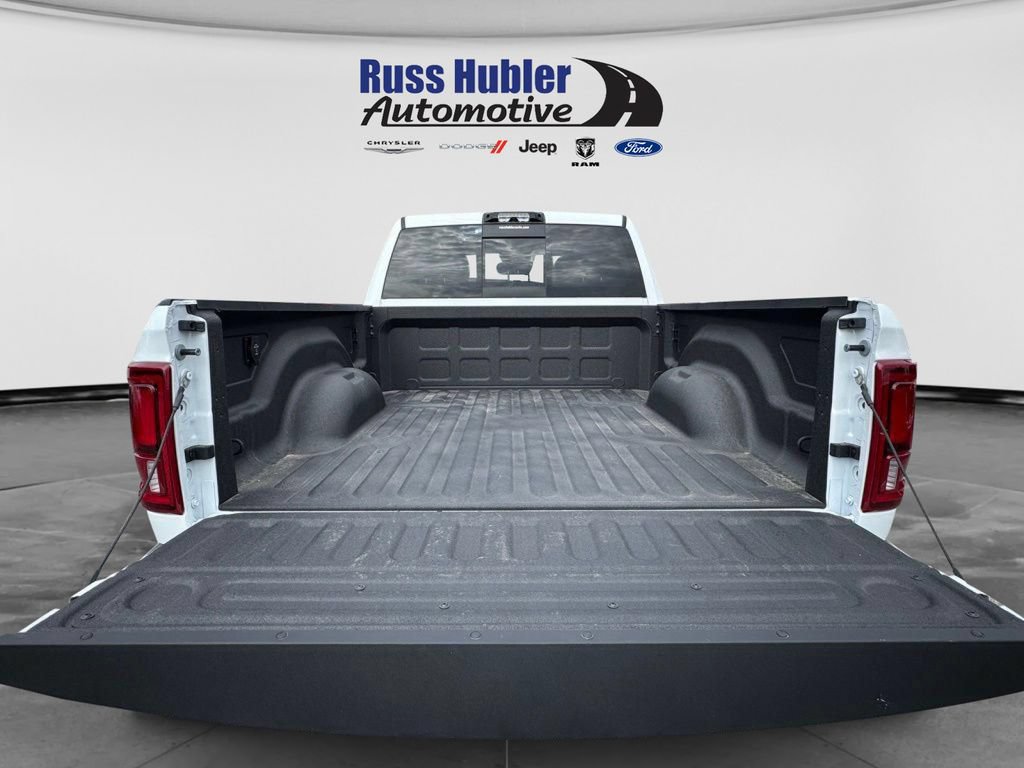 New 2026 RAM 2500 Laramie AWD/4WD image 5