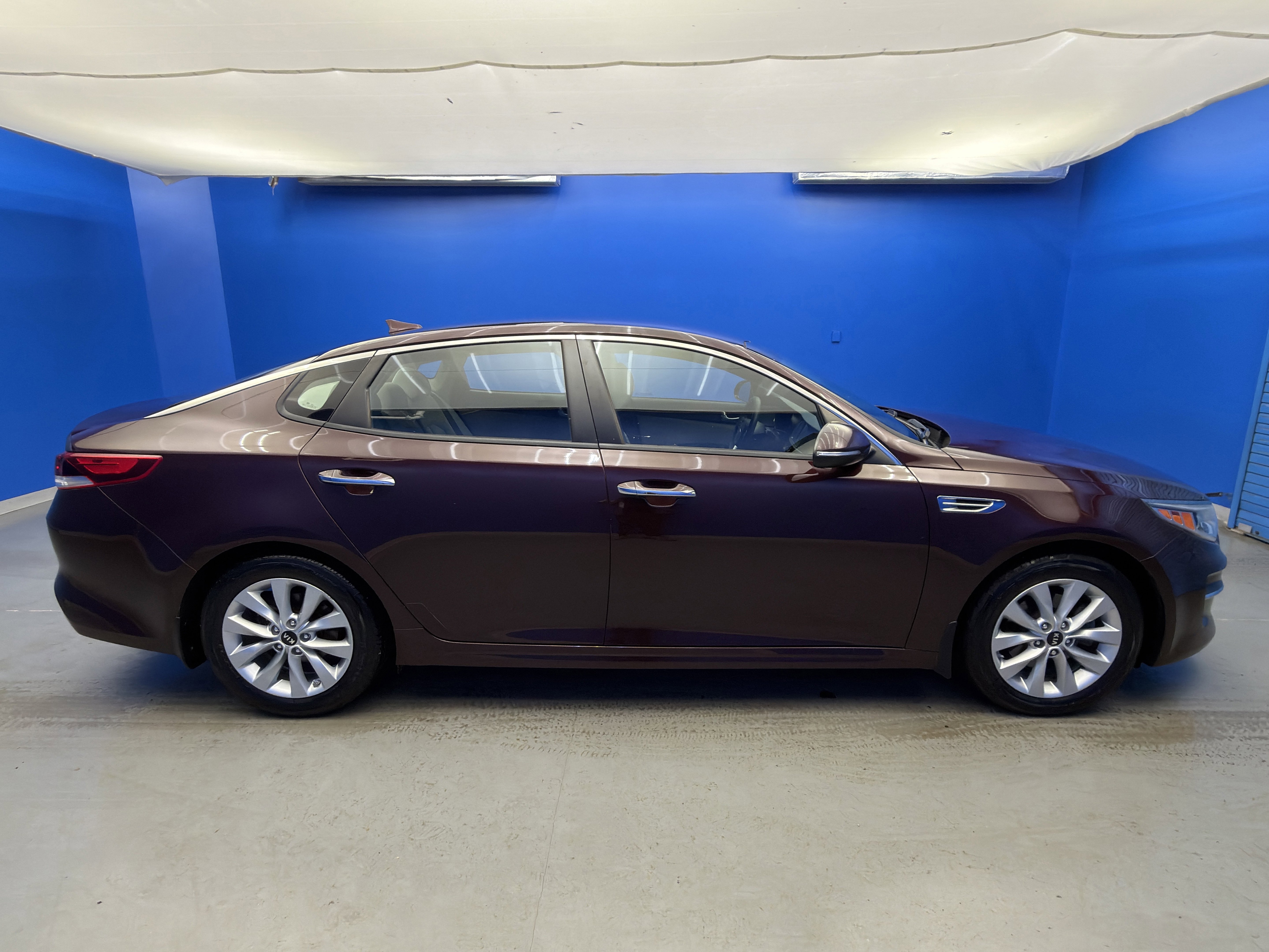 Used 2018 Kia Optima LX w/ Convenience Package image 8