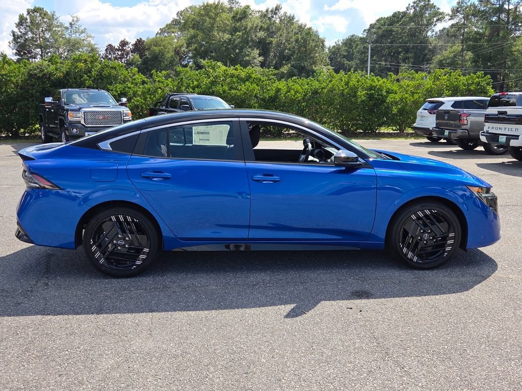 New 2026 Nissan Sentra SR FWD image 11
