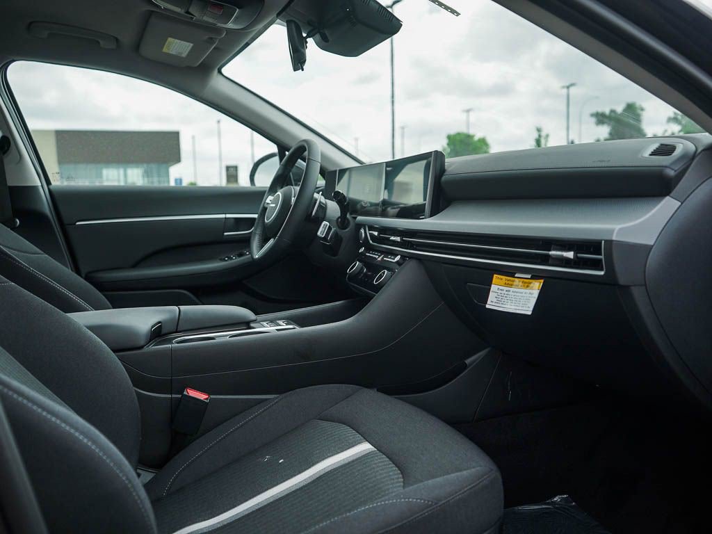 New 2026 Hyundai Sonata SEL AWD/4WD image 9