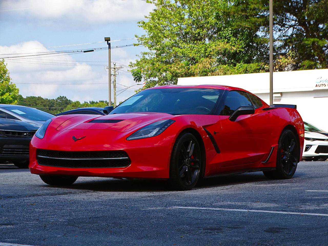 Used 2015 Chevrolet Corvette Stingray Coupe w/ Z51 3LT w/ 3LT Preferred Equipment Group RWD image 6