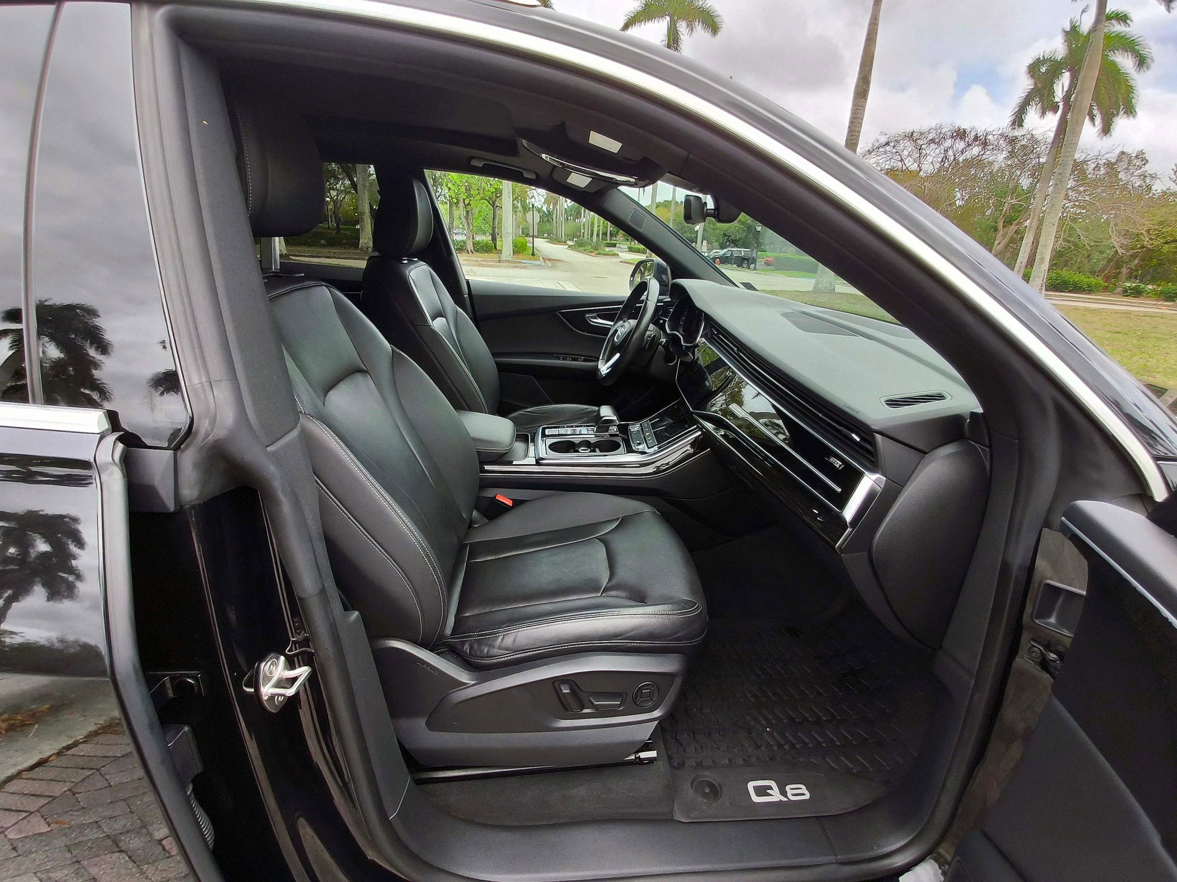 Used 2019 Audi Q8 Premium Plus AWD/4WD image 40