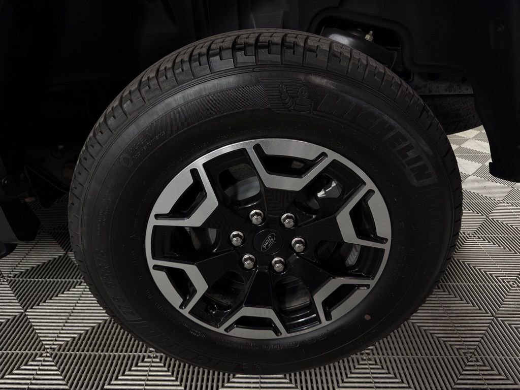 Used 2023 Ford F150 Lightning XLT image 11