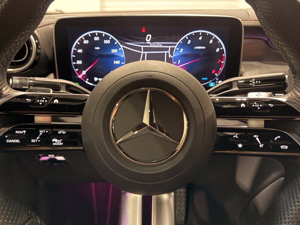 Used 2024 Mercedes-Benz GLC 300 4MATIC image 22