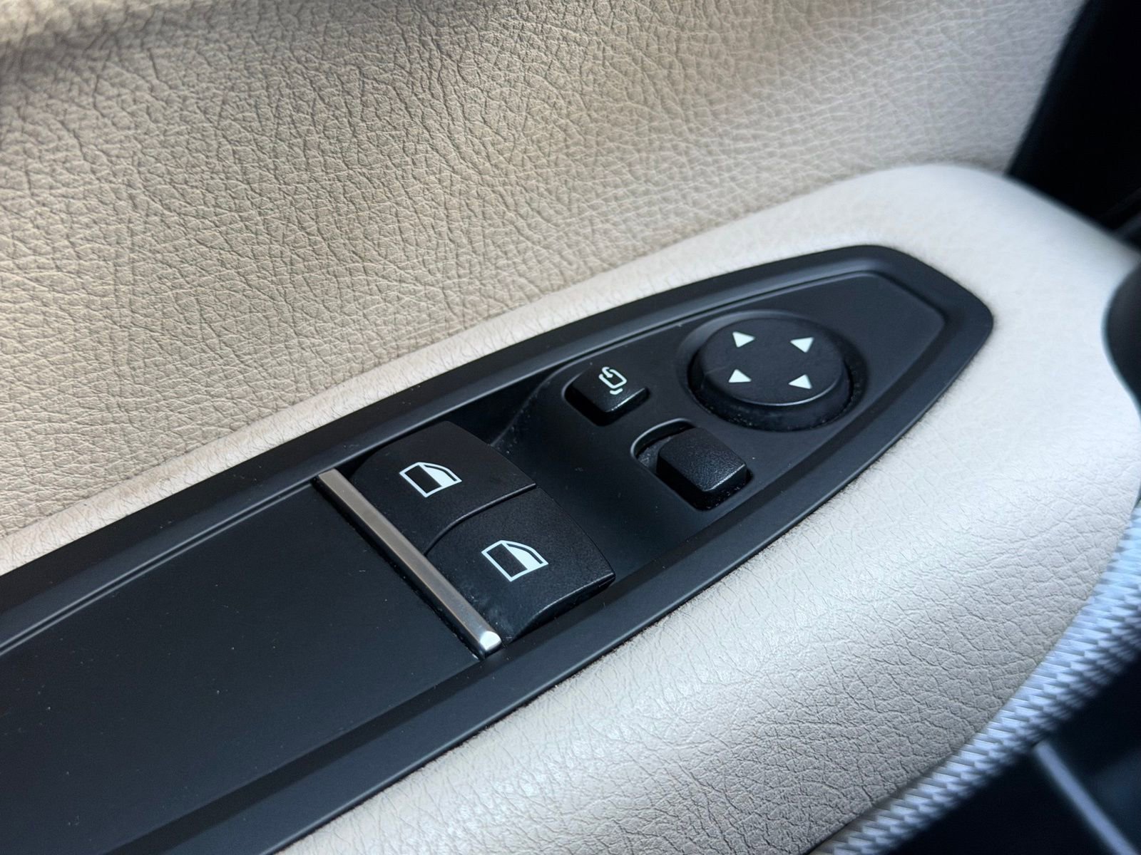 Used 2021 BMW 230i xDrive 230i xDrive w/ M Sport Package image 16