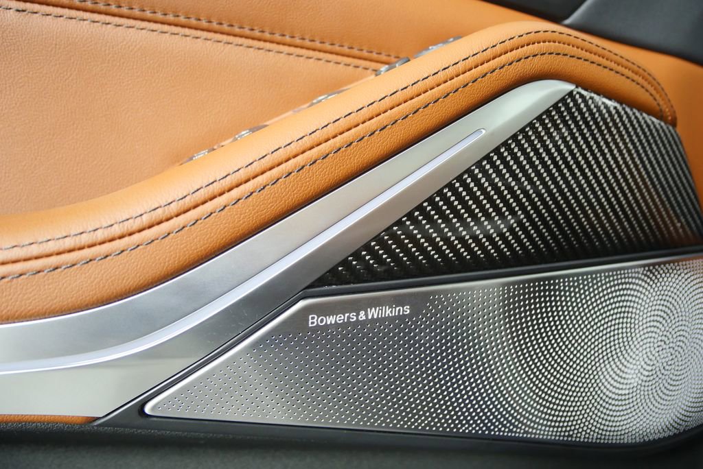 New 2026 BMW ALPINA XB7 image 10