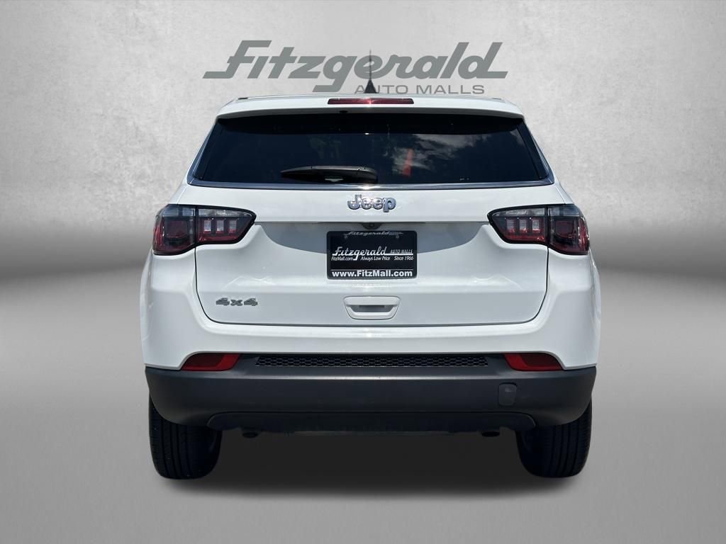 Used 2023 Jeep Compass Sport AWD/4WD image 6