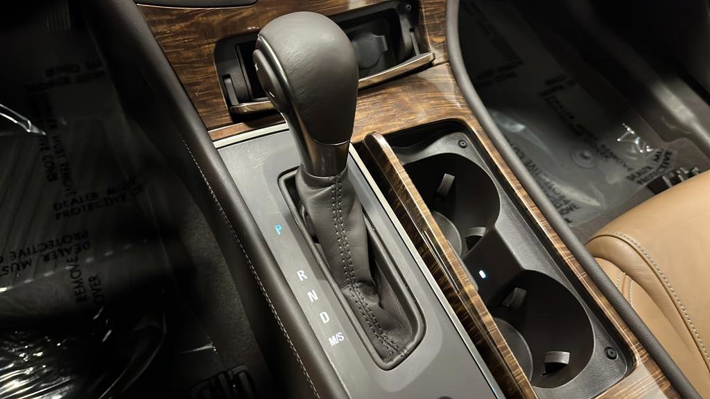 Used 2014 Buick LaCrosse Premium w/ Driver Confidence Package image 19