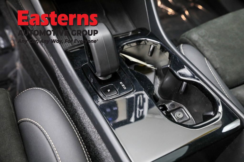 Used 2023 Volvo C40 P8 Recharge Plus w/ Climate Package image 17