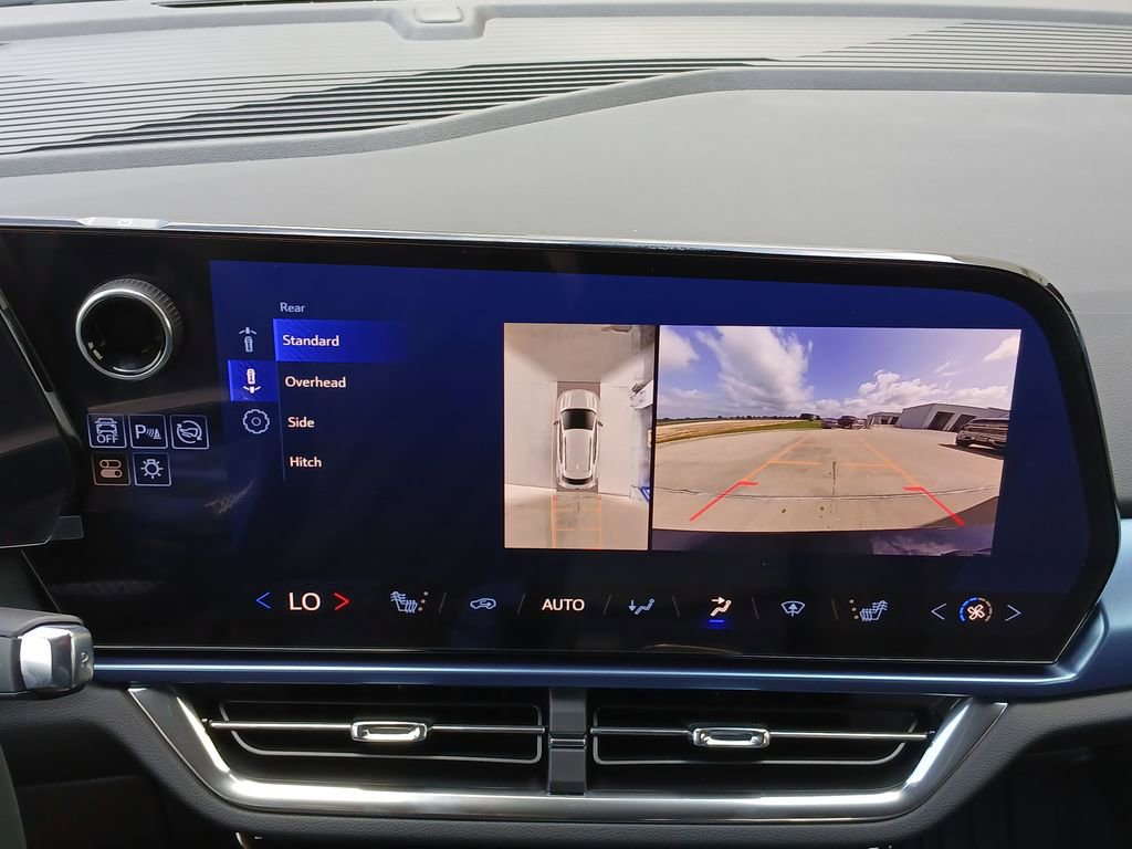 New 2025 Chevrolet Equinox EV LT image 15