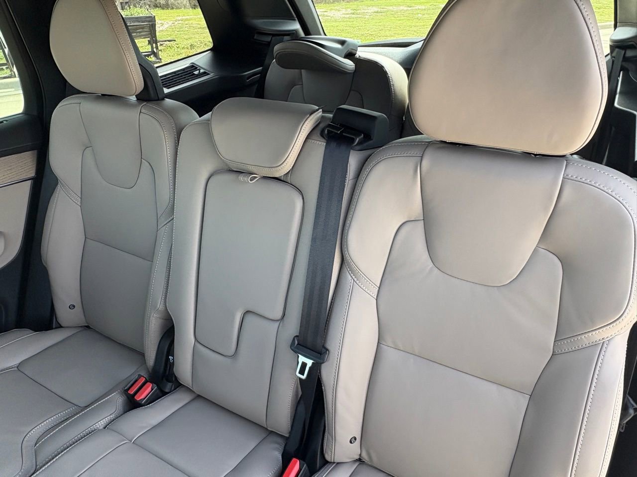 New 2026 Volvo XC90 T8 Ultra w/ Lounge Package image 22