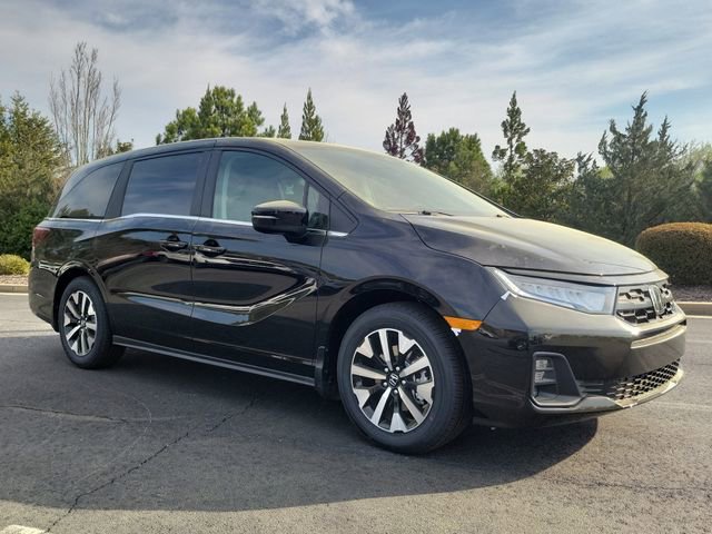 New 2026 Honda Odyssey EX-L image 3