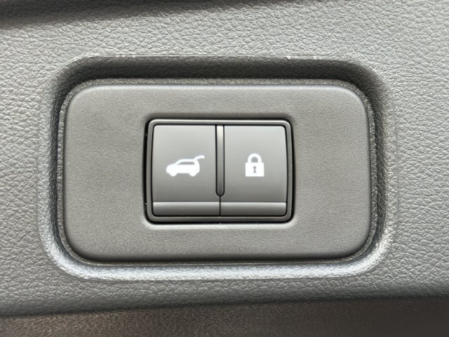 New 2026 Nissan Pathfinder SV FWD image 22