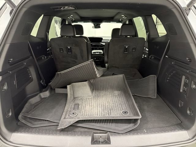 Certified 2025 Buick Enclave Sport Touring w/ Super Cruise Package image 15