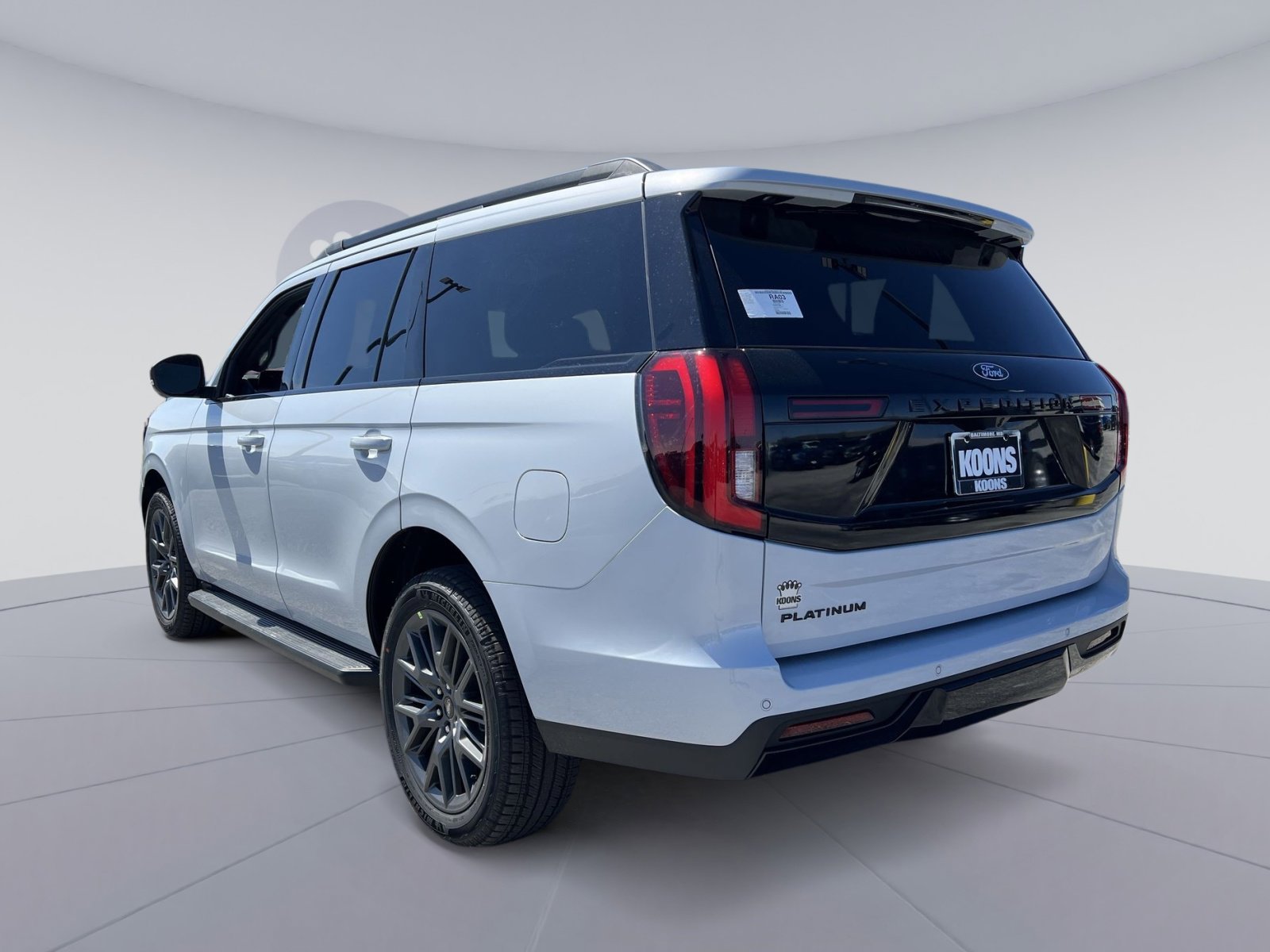 New 2026 Ford Expedition Platinum image 4