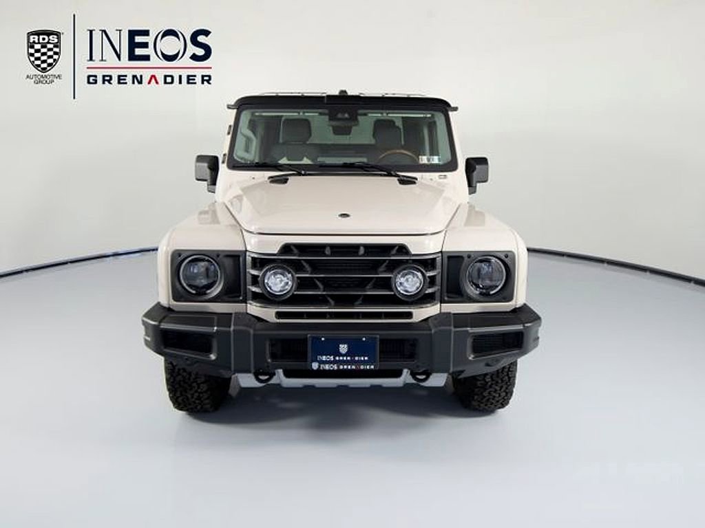 New 2025 INEOS Grenadier Fieldmaster Edition image 2