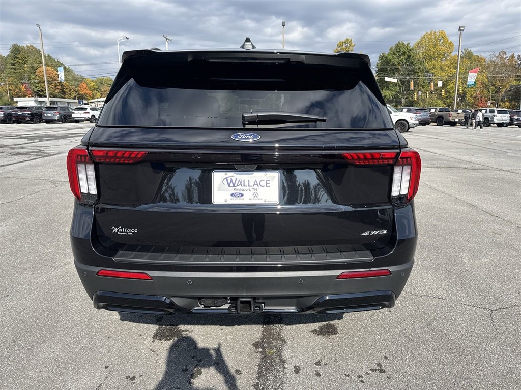 New 2026 Ford Explorer ST-Line image 5