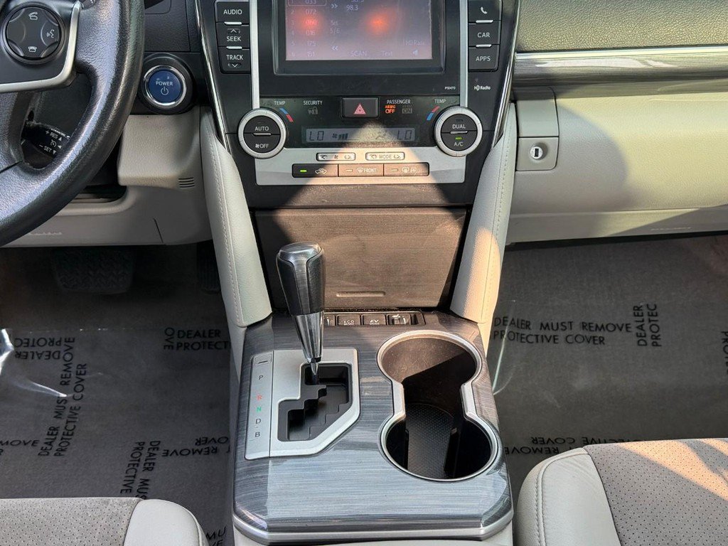 Used 2014 Toyota Camry XLE w/ Leather Package FWD image 16