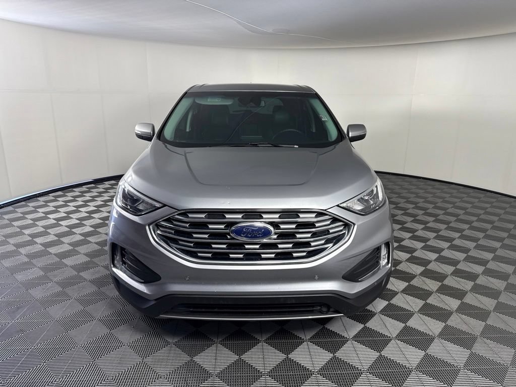 Used 2022 Ford Edge Titanium w/ Cargo Accessory Package AWD/4WD image 8