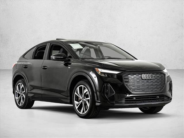 Certified 2023 Audi Q4 e-tron Premium w/ Convenience Package AWD/4WD image 3