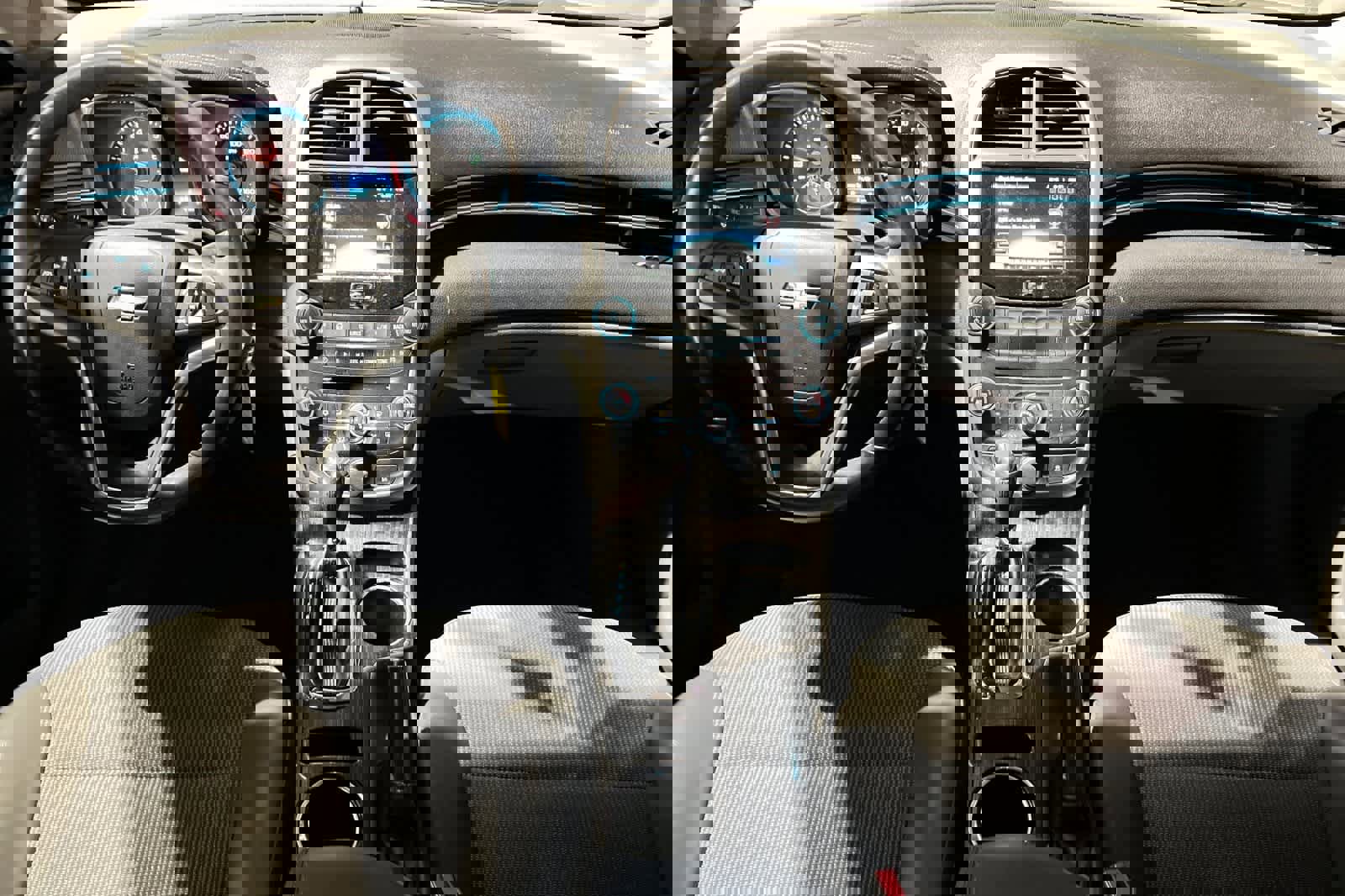 Used 2015 Chevrolet Malibu LT image 4