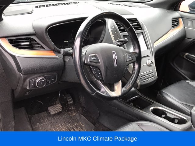 Used 2018 Lincoln MKC Reserve w/ Lincoln MKC Climate Package AWD/4WD image 3