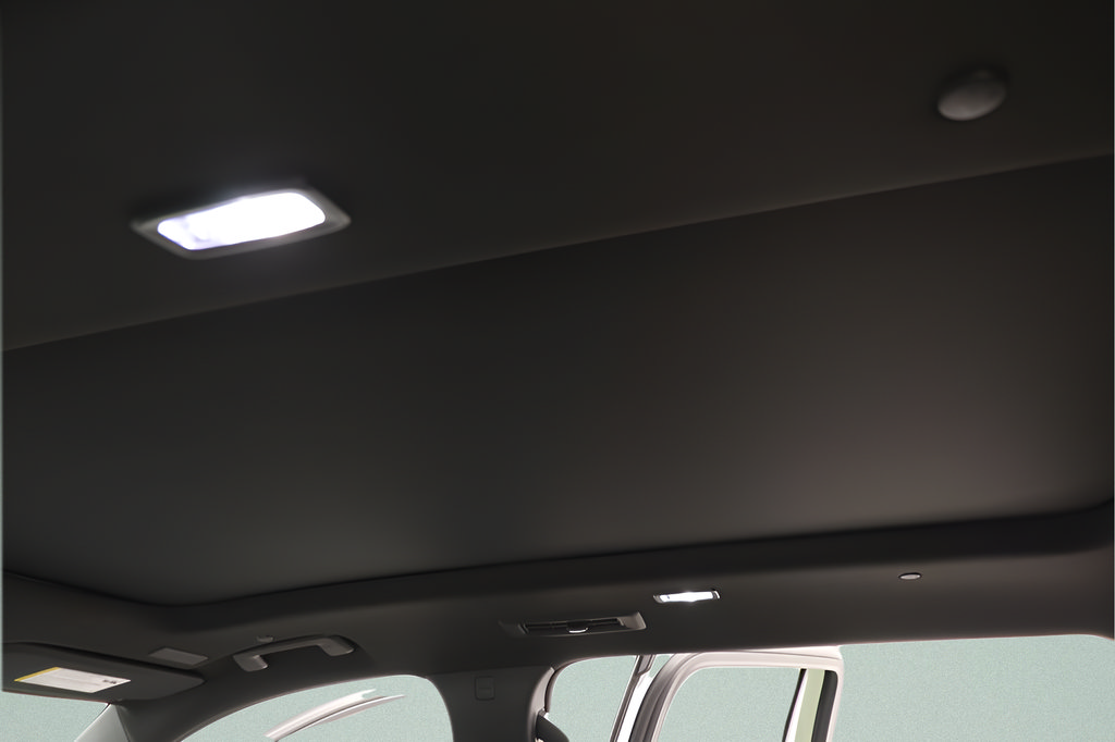New 2027 Chevrolet Traverse LT w/ Sun and Wheel Package FWD image 10