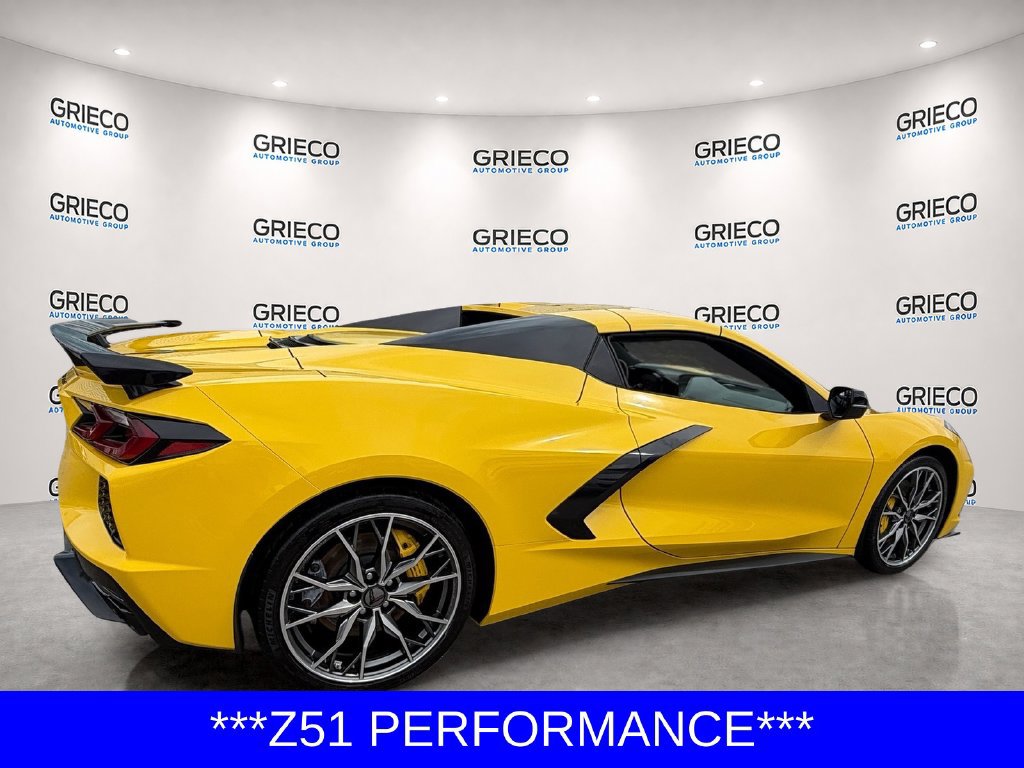 Used 2025 Chevrolet Corvette Stingray Premium Conv w/ Z51 Performance Package RWD image 7