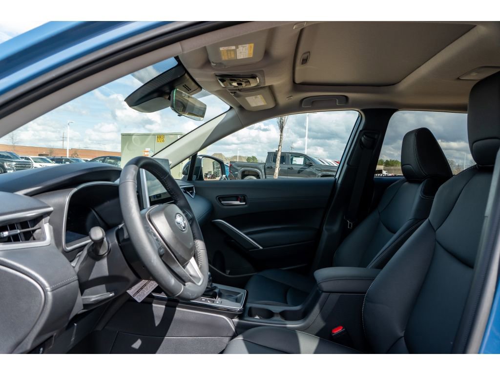 Certified 2026 Toyota Corolla Cross XLE w/ Convenience Package image 11