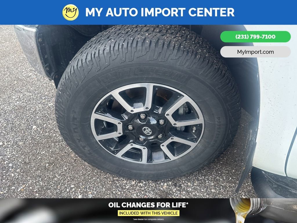 Used 2018 Toyota Tundra SR5 w/ TRD Off Road Package image 6