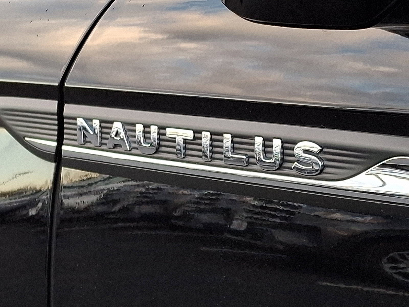 Certified 2023 Lincoln Nautilus Reserve AWD/4WD image 31