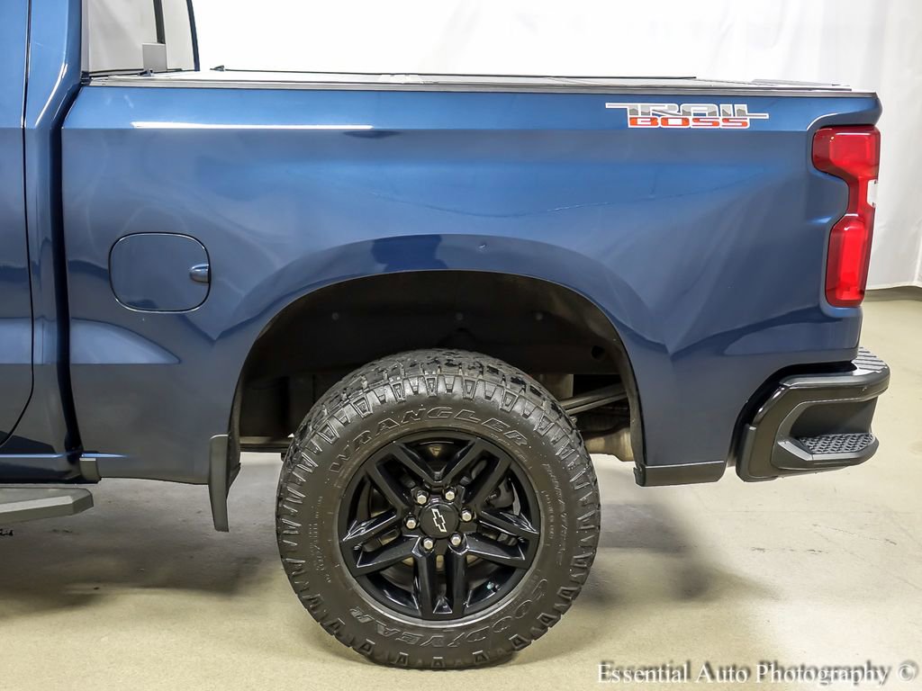 Used 2020 Chevrolet Silverado 1500 LT Trail Boss AWD/4WD image 9