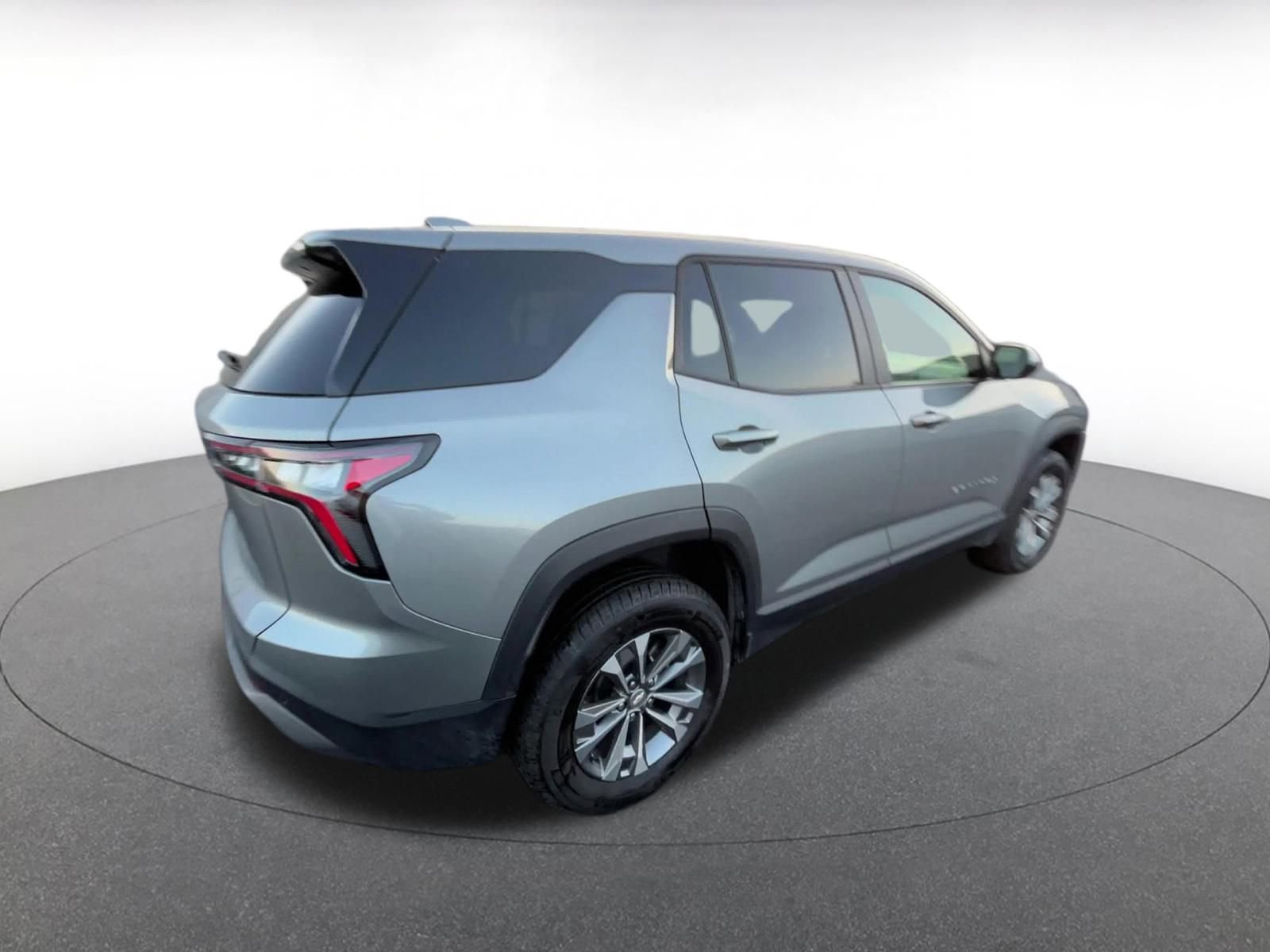 Used 2025 Chevrolet Equinox LT image 15