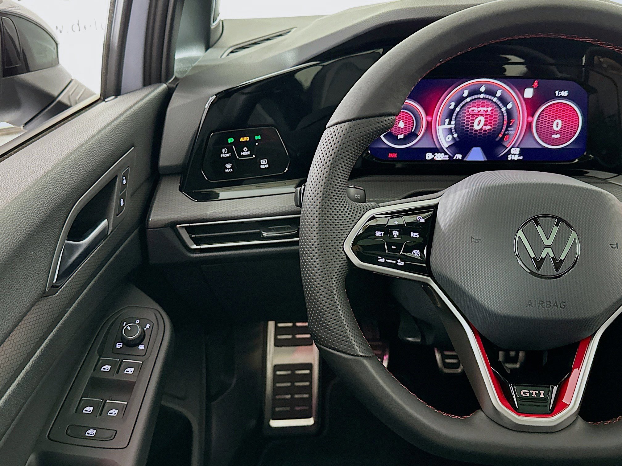 Used 2024 Volkswagen GTI SE image 10