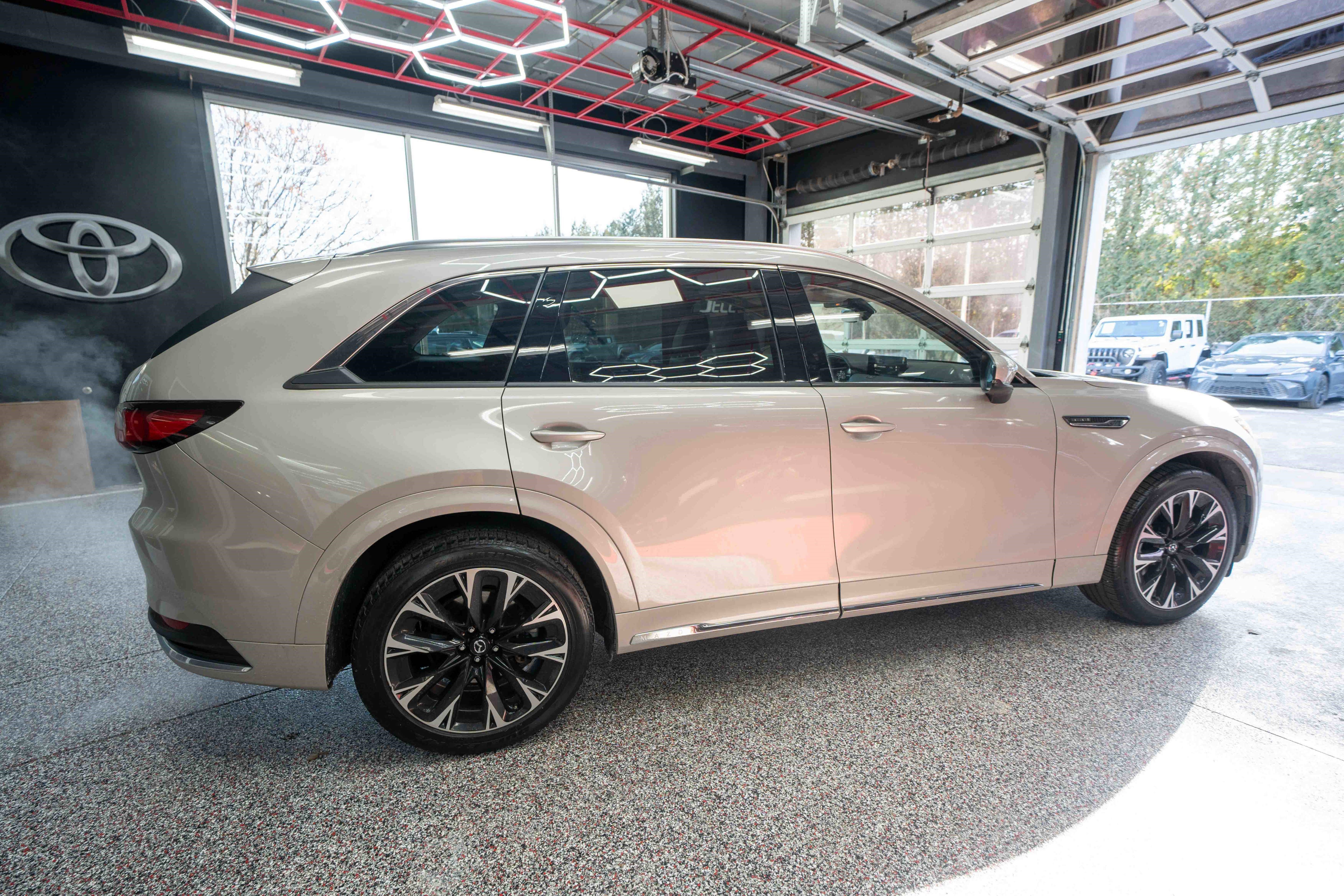 Used 2024 MAZDA CX-90 3.3 Turbo S image 4