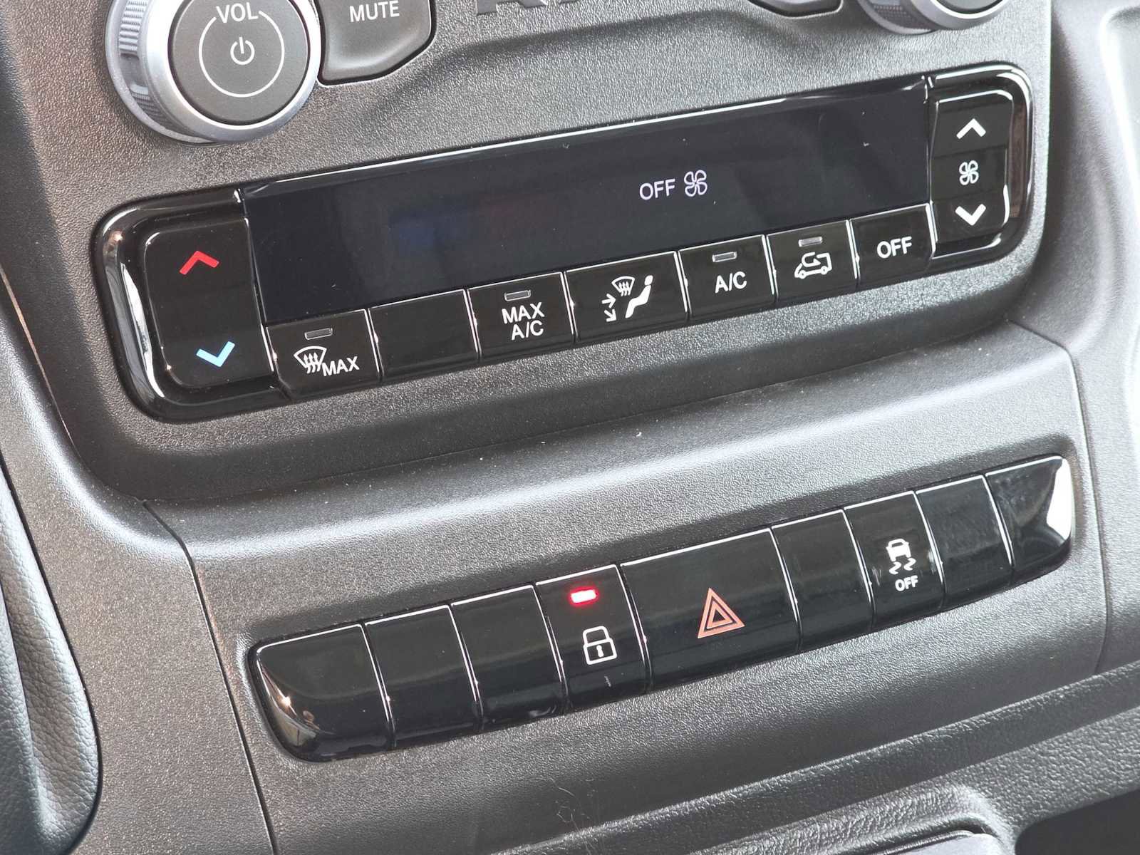 New 2026 RAM ProMaster 2500 FWD image 40