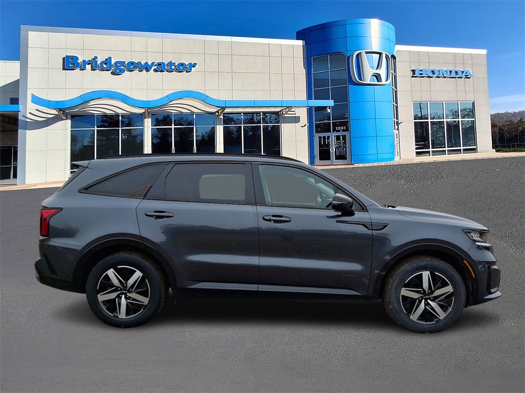 Used 2022 Kia Sorento EX image 7