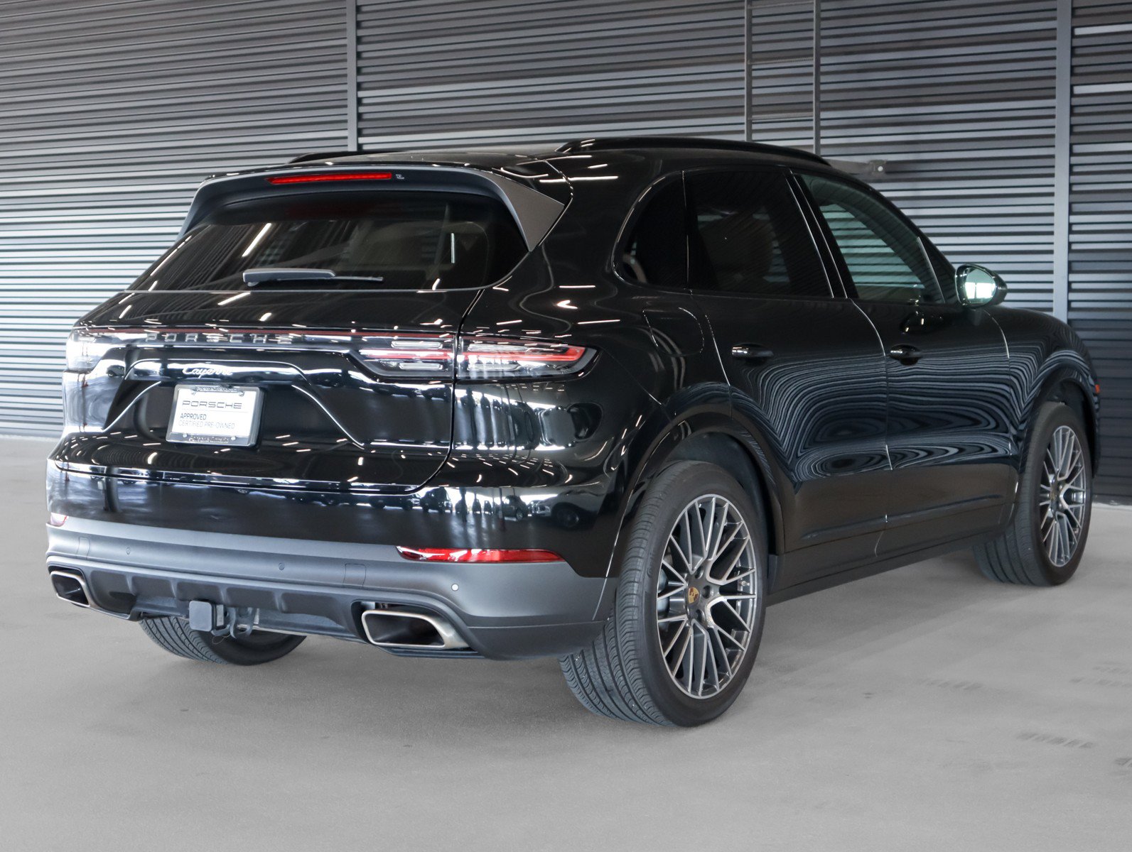 Certified 2023 Porsche Cayenne AWD/4WD image 10