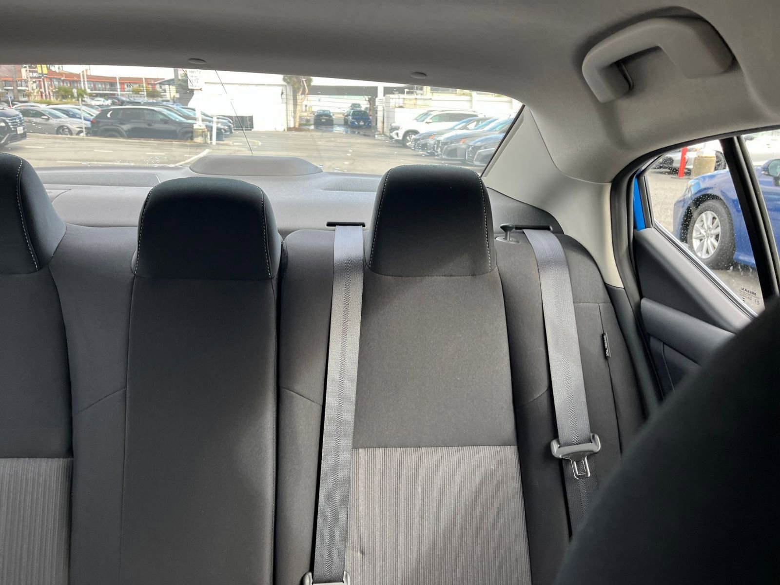 Used 2025 Nissan Sentra SV FWD image 37