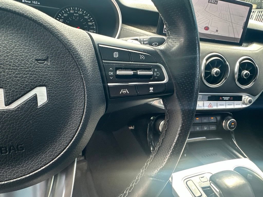 Used 2022 Kia Stinger GT2 AWD/4WD image 15