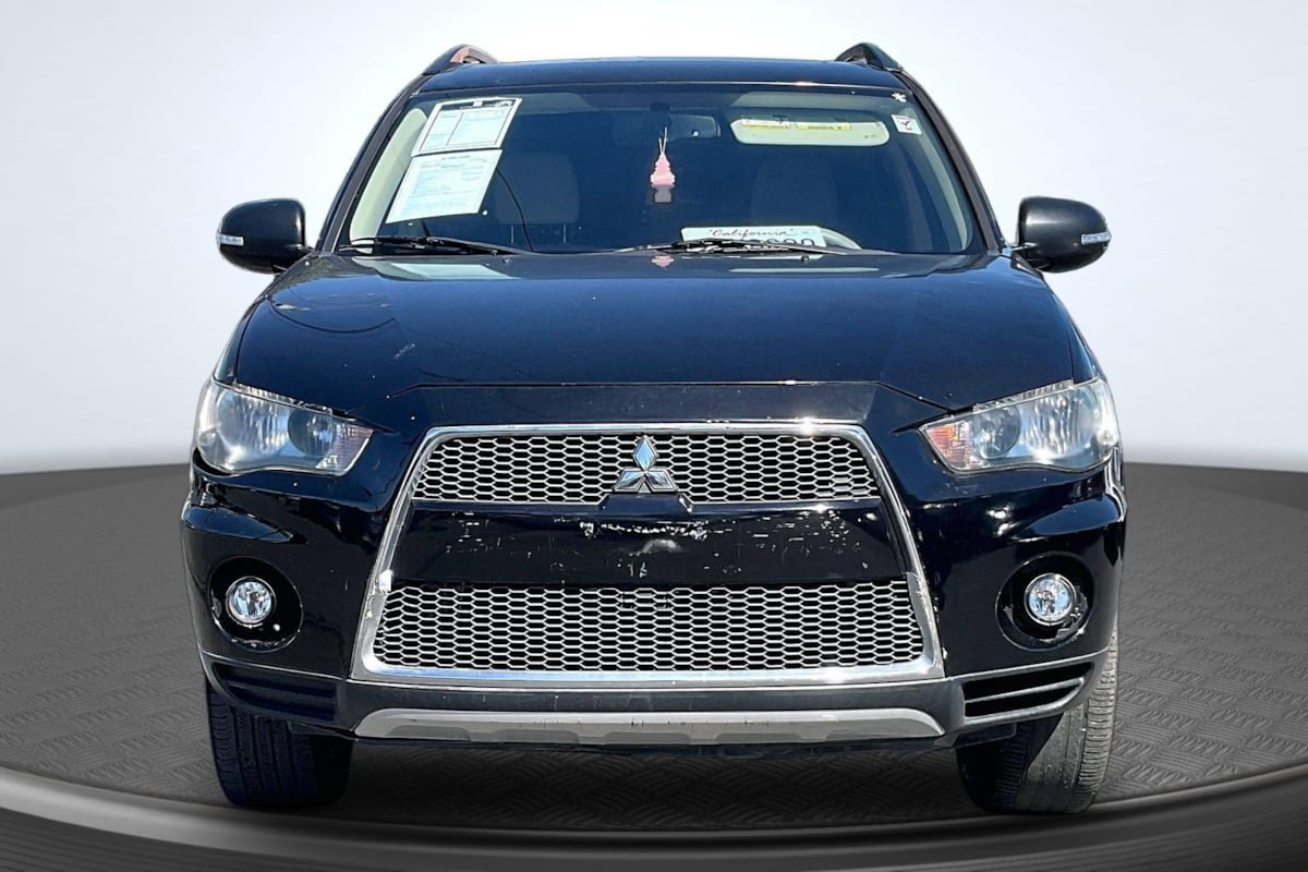 Used 2012 Mitsubishi Outlander SE FWD image 3