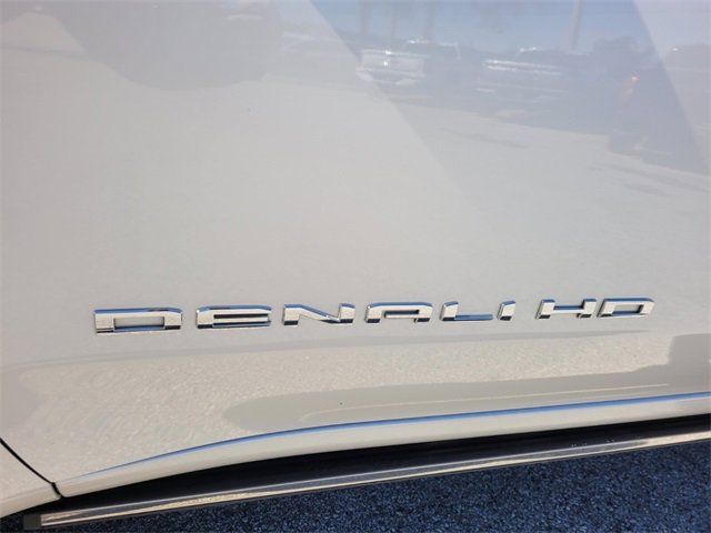 Used 2024 GMC Sierra 2500 Denali Ultimate w/ Max Trailering Package image 4