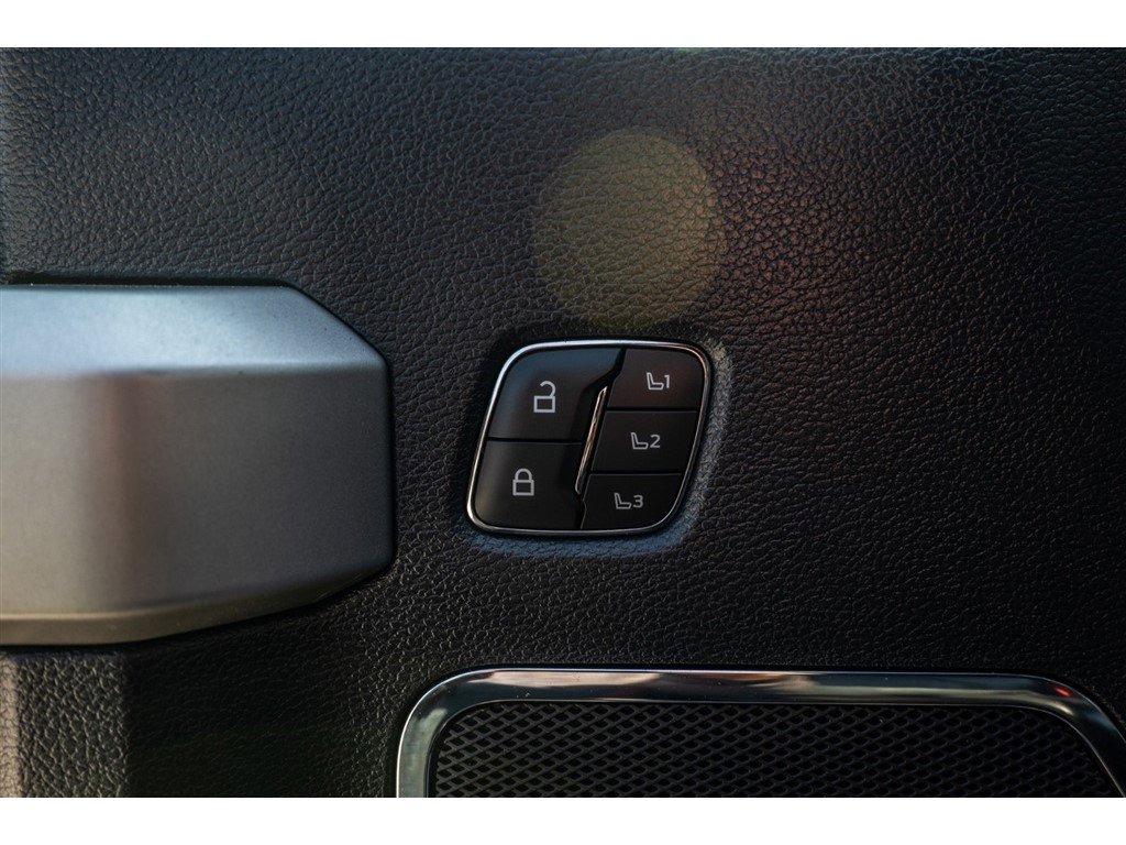 Used 2022 Ford F250 Lariat w/ Lariat Ultimate Package image 15