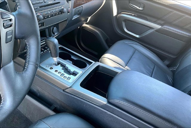 Used 2015 Nissan Armada Platinum w/ 2nd Row Captain Seat Package RWD image 18