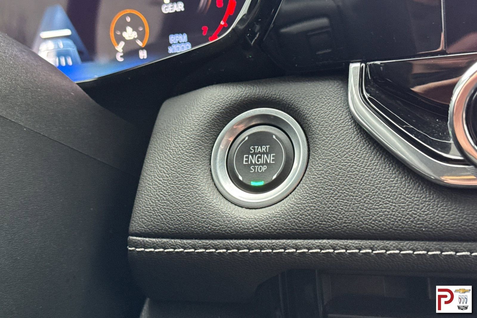 Used 2024 Chevrolet Colorado LT w/ LT Convenience Package III image 27