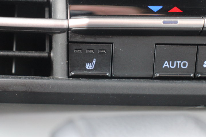 Used 2021 Toyota Sienna XSE w/ XSE Plus Package AWD/4WD image 28