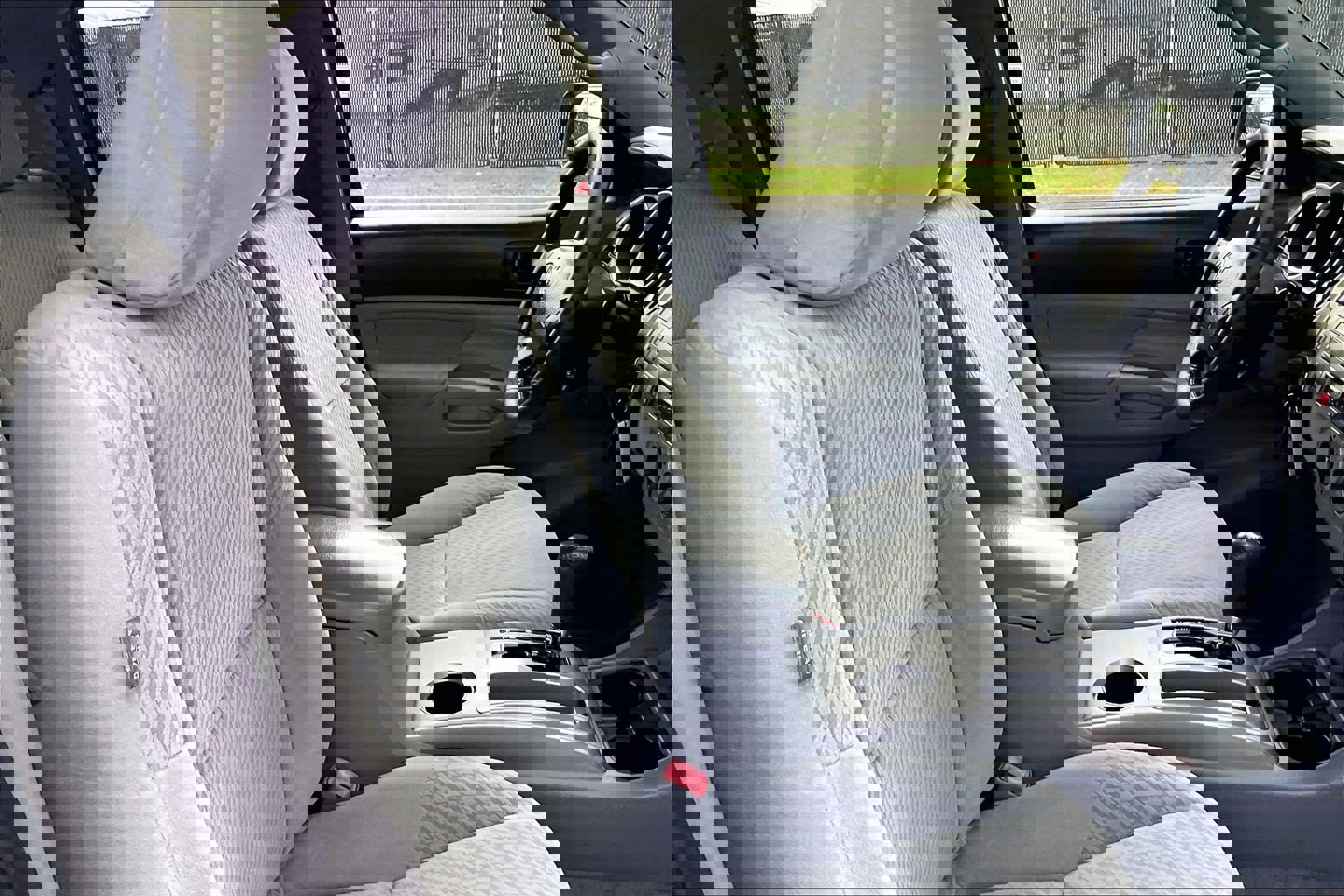 Used 2011 Toyota Tacoma 4x4 Double Cab w/ SR5 Pkg #2 image 9