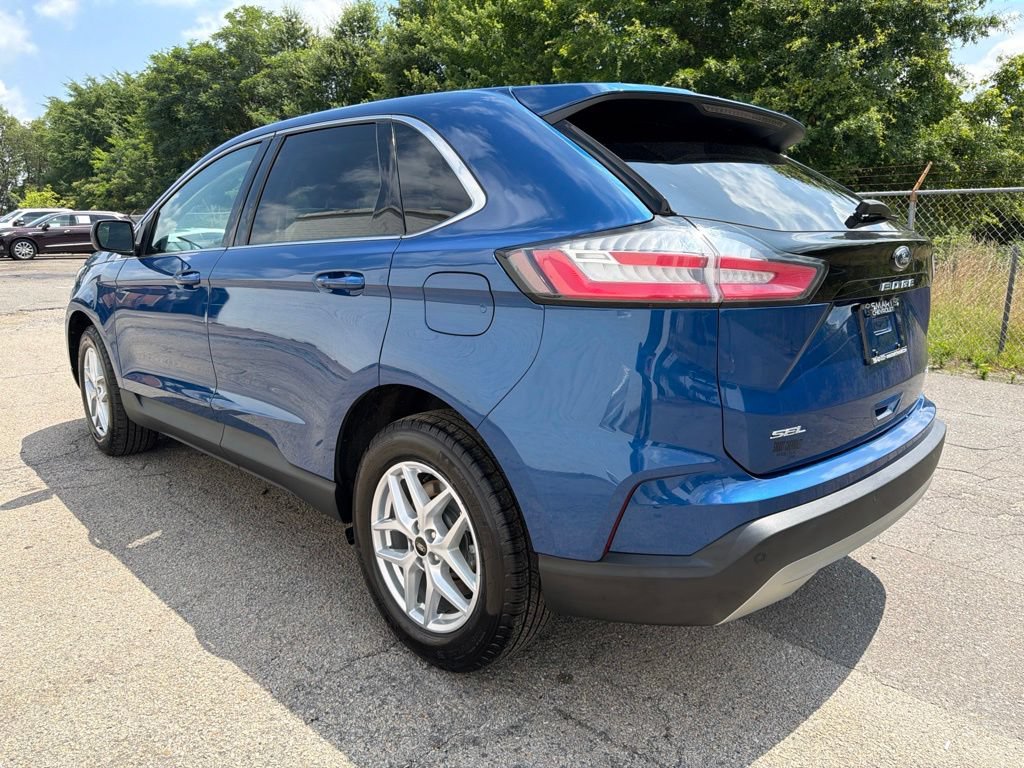 Used 2024 Ford Edge SEL AWD/4WD image 4