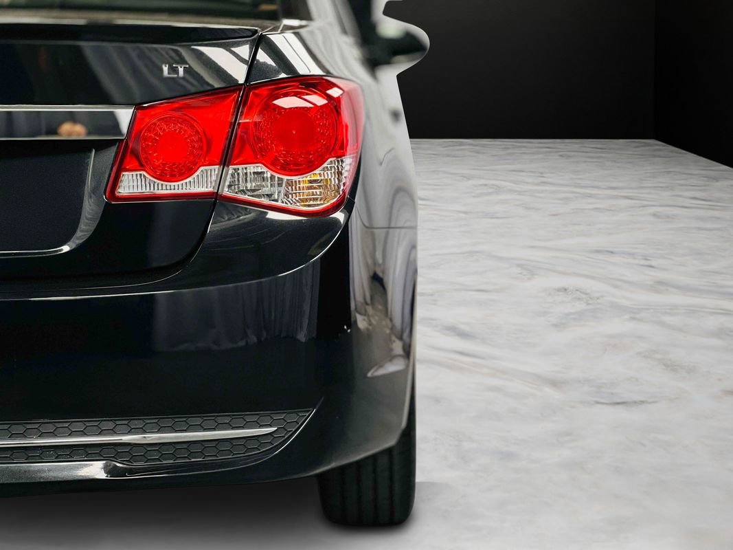 Used 2013 Chevrolet Cruze LT w/ All-Star Edition image 37