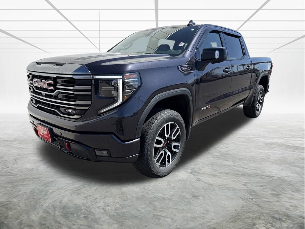 Used 2022 GMC Sierra 1500 AT4 w/ Technology Package AWD/4WD image 1